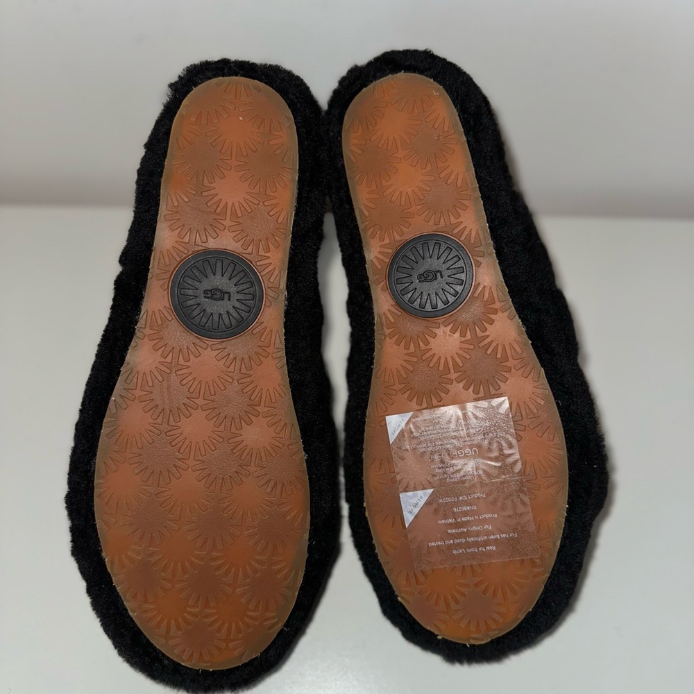 UGG Black Fluffy Slippers with Logo Strap - Picture 3 of 6